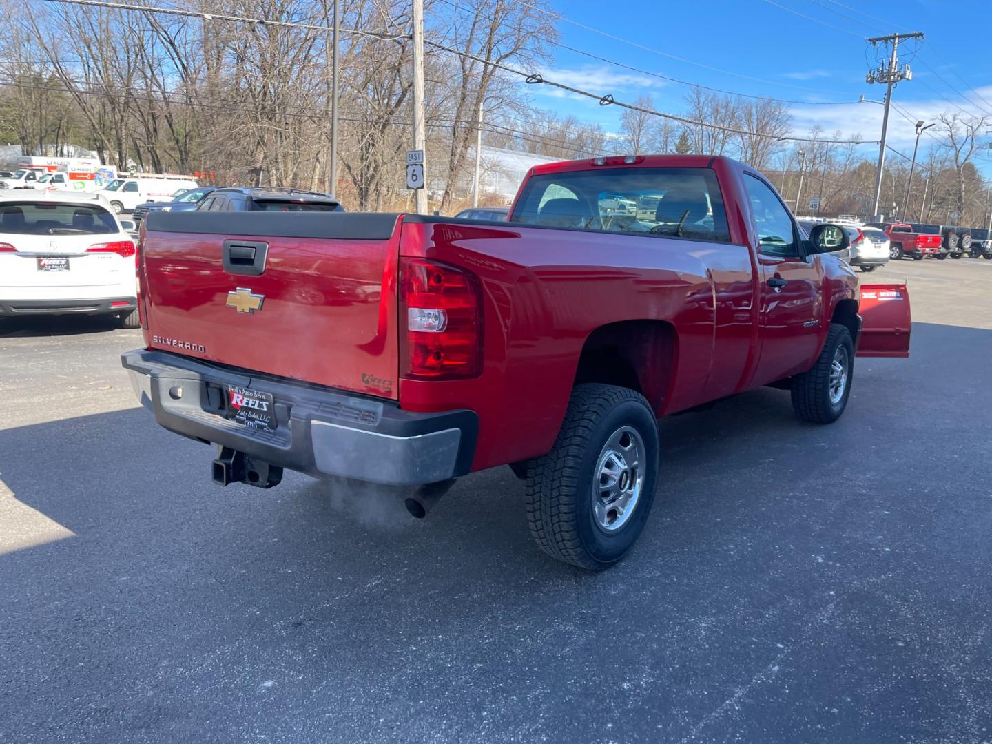 2011 Red /Black Chevrolet Silverado 2500HD Work Truck Long Box 4WD (1GC0KVCG8BF) with an 6.0L V8 OHV 16V FFV engine, 6-Speed Automatic transmission, located at 547 E. Main St., Orwell, OH, 44076, (440) 437-5893, 41.535435, -80.847855 - Photo#10